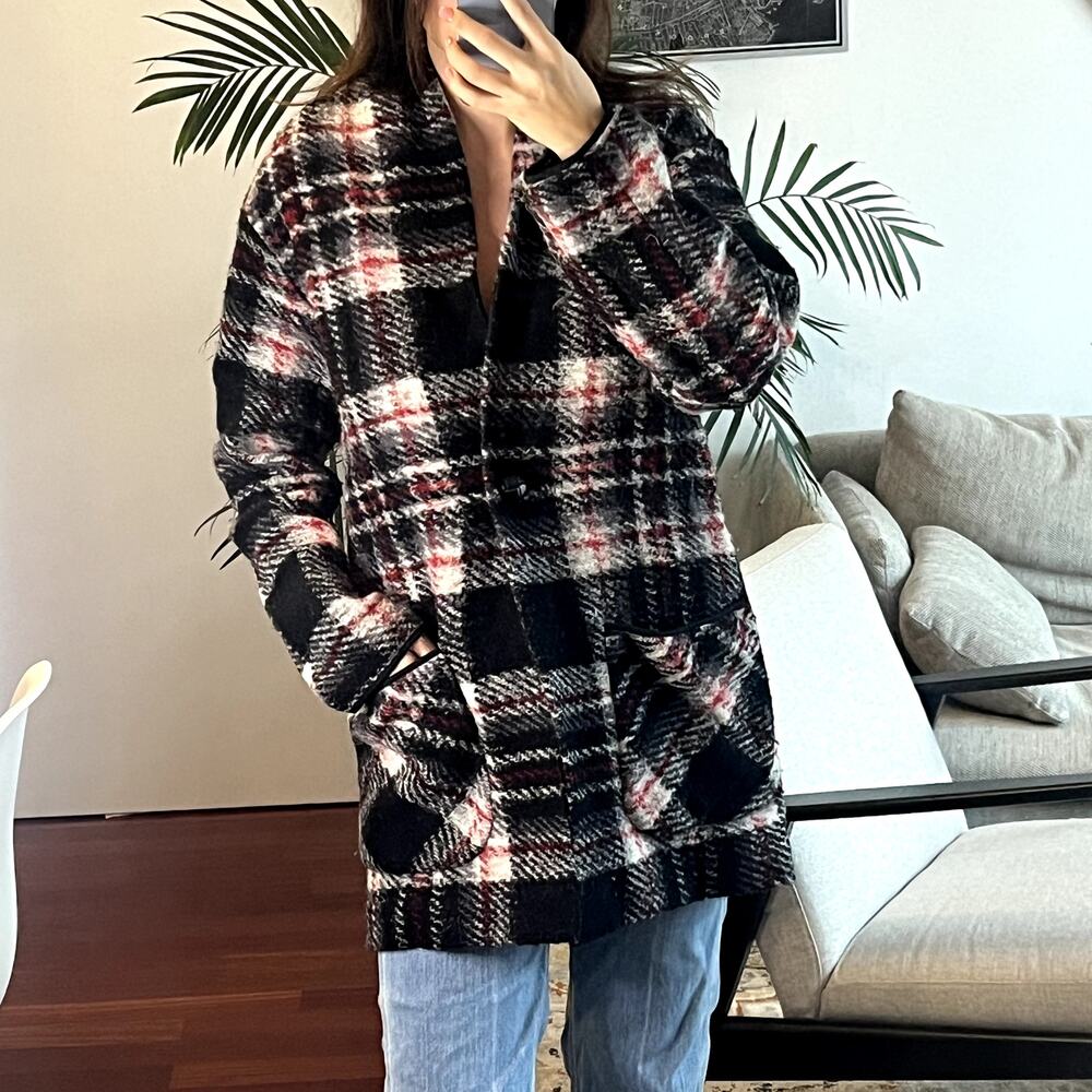 Aritzia Wilfred Free Off Duty plaid wool blend jacket coat size M black red